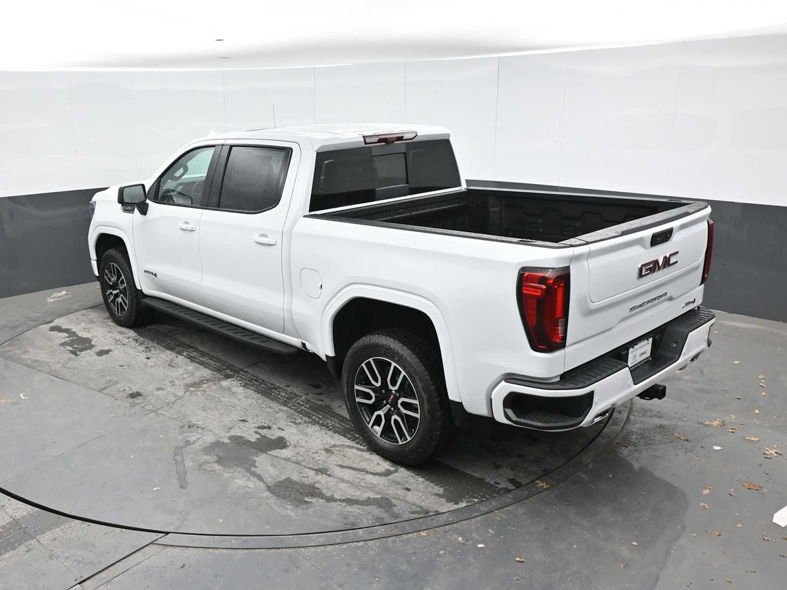 New 2026 GMC Sierra 1500 AT4 w/ AT4 Premium Package AWD/4WD image 27