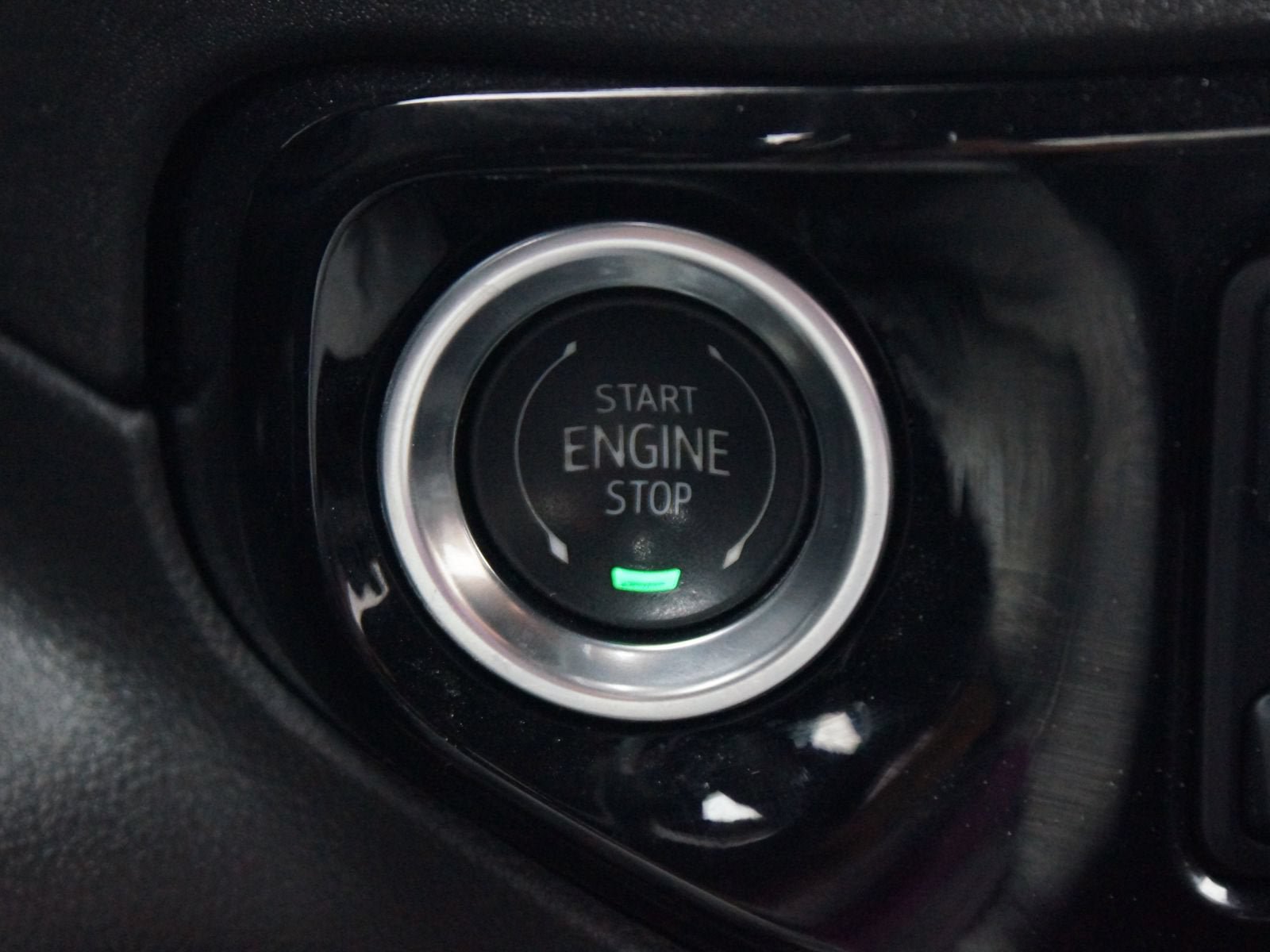 Used 2025 GMC Sierra 1500 Elevation AWD/4WD image 10