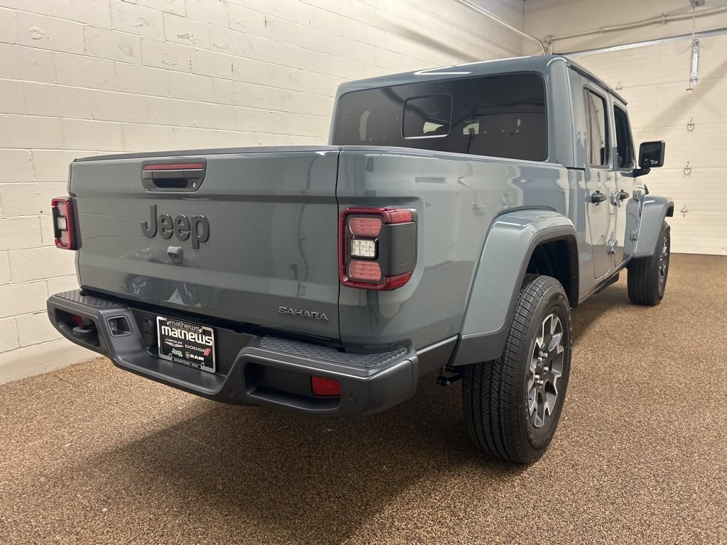 New 2026 Jeep Gladiator Sport AWD/4WD image 2