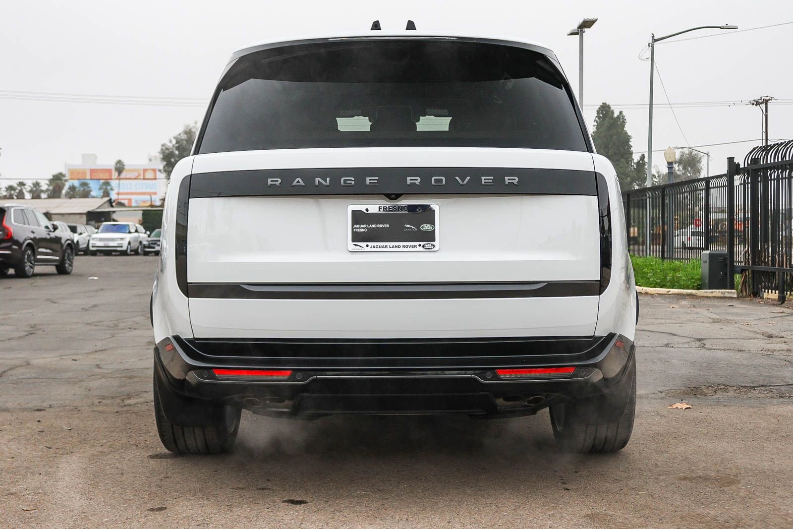 New 2025 Land Rover Range Rover SE image 6
