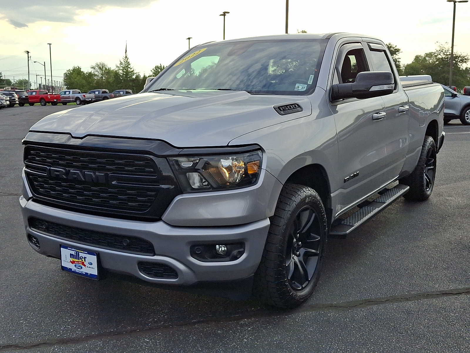Used 2022 RAM 1500 Big Horn AWD/4WD image 3