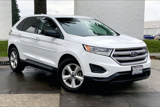 Used 2016 Ford Edge SE image 2