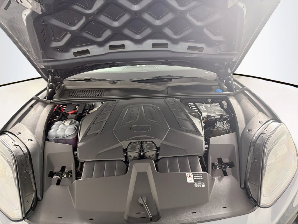 New 2026 Porsche Cayenne S AWD/4WD image 32