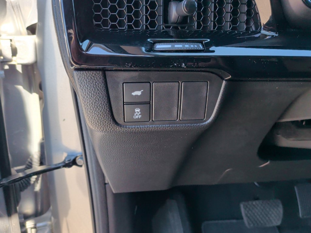 Used 2025 Honda CR-V EX-L image 15