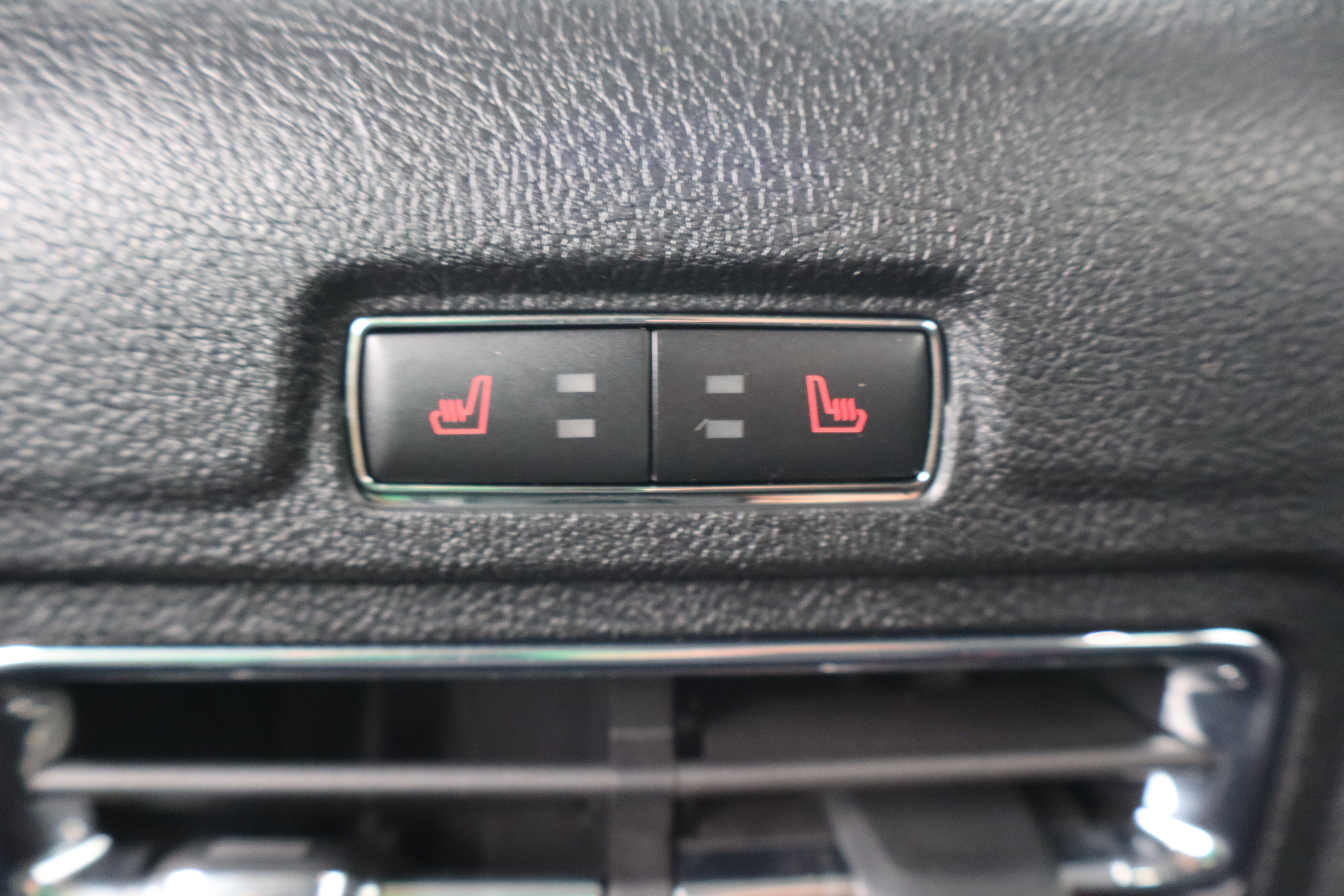 Used 2022 Lincoln Corsair FWD w/ Equipment Group 101A image 25