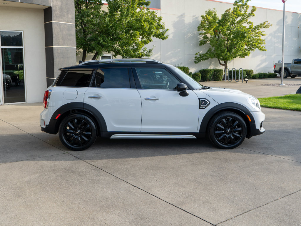 Used 2018 MINI Cooper Countryman S FWD image 8