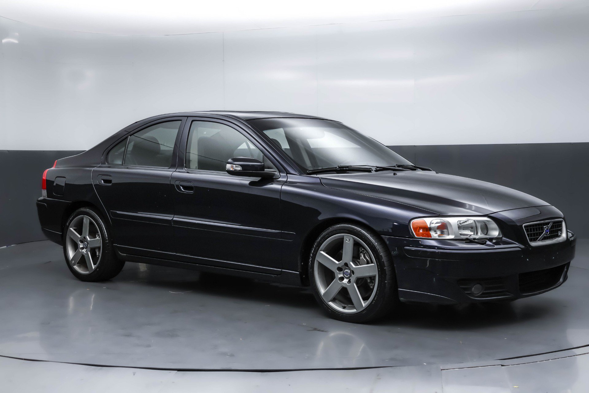 Used 2007 Volvo S60 R AWD/4WD image 4