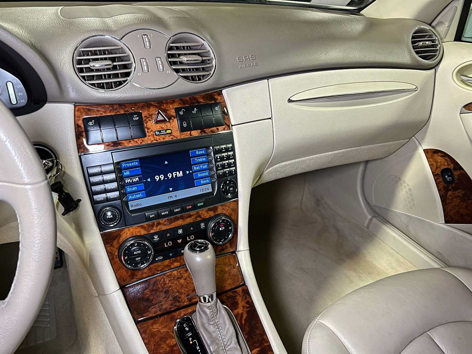 Used 2008 Mercedes-Benz CLK 350 Cabriolet image 26