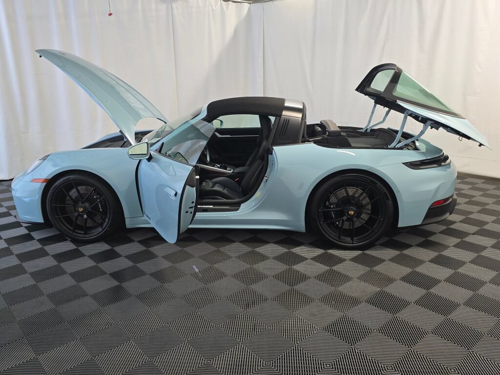 Used 2026 Porsche 911 Targa 4 GTS AWD/4WD image 14