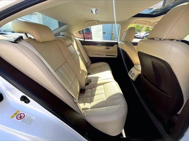 Used 2017 Lexus ES 350 w/ Luxury Package FWD image 23