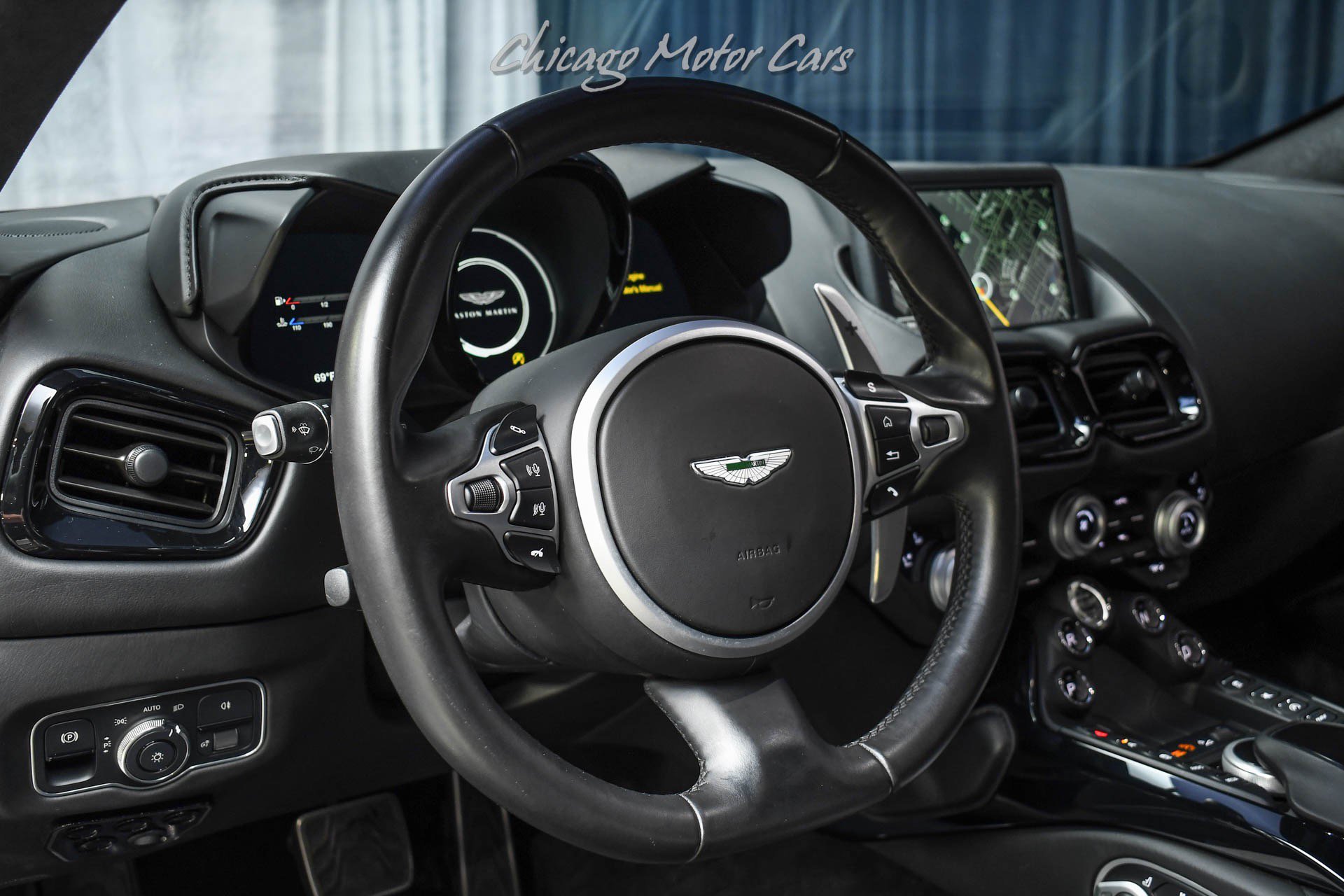 Used 2020 Aston Martin V8 Vantage Coupe RWD image 9