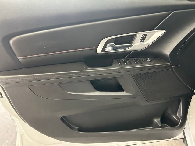 Used 2016 GMC Terrain SLE image 13