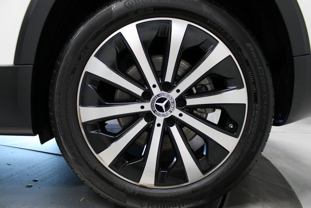 Used 2020 Mercedes-Benz GLB 250 image 35