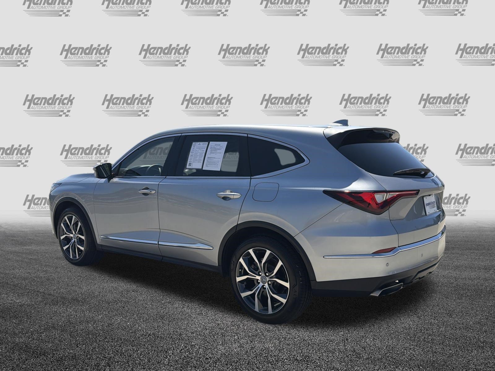 Certified 2024 Acura MDX w/ Technology Package FWD image 8