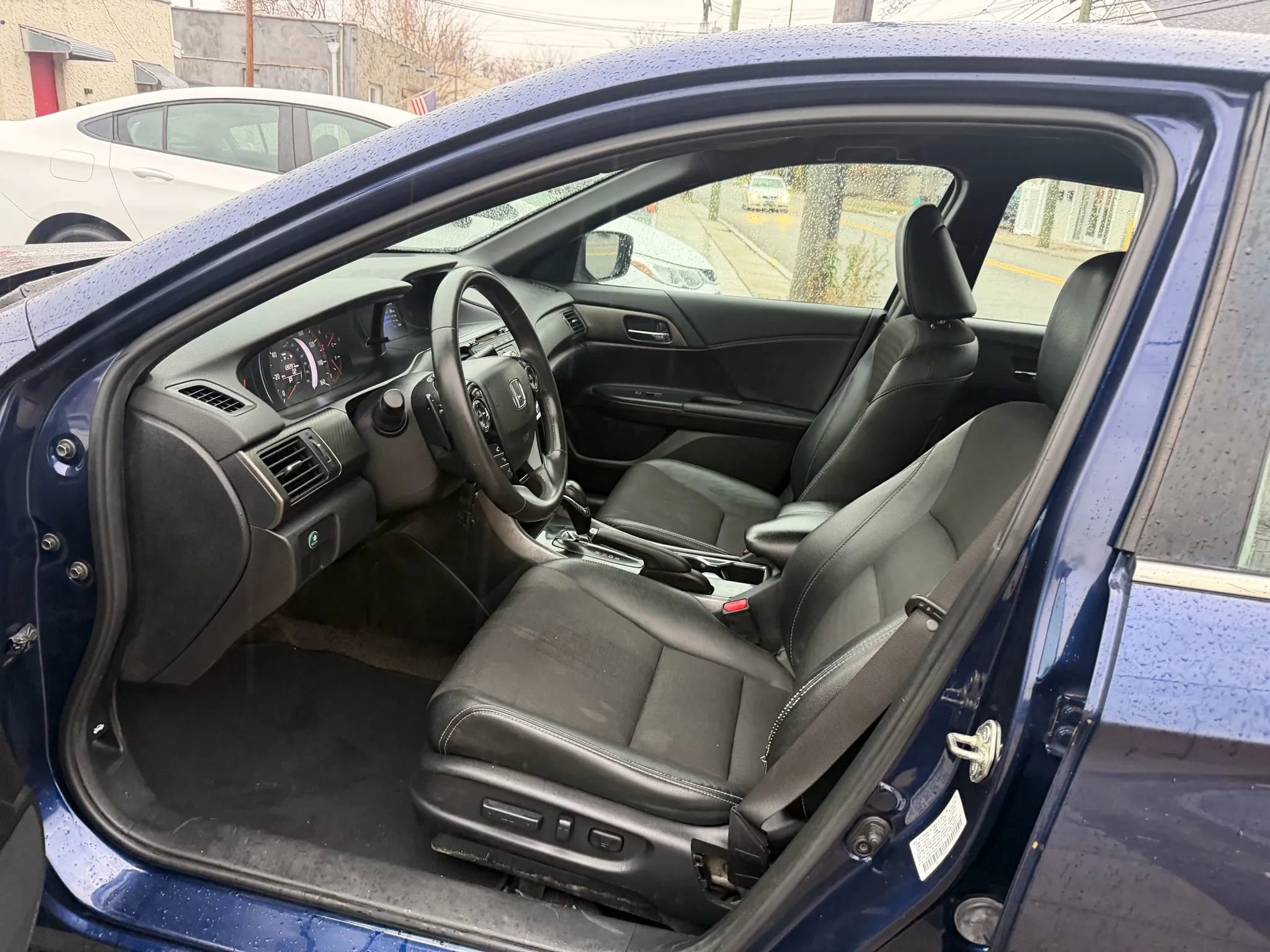 Used 2016 Honda Accord Sport image 24