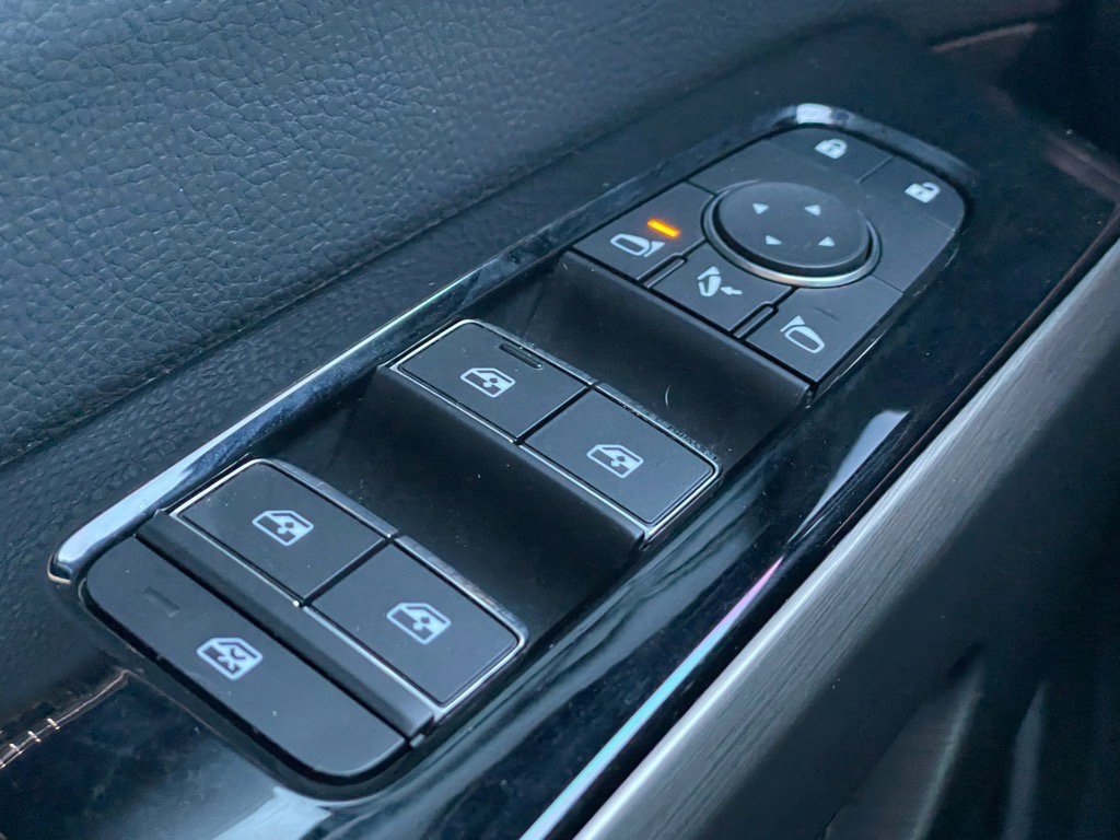 Used 2024 Nissan Pathfinder Platinum w/ Lighting Package (N93) image 18