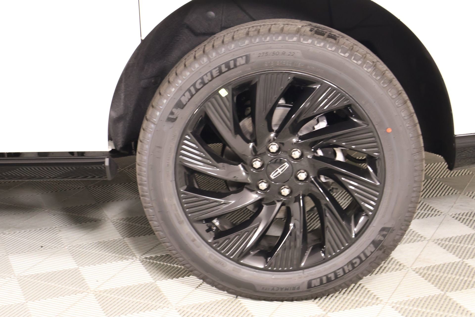 New 2026 Lincoln Navigator L Reserve w/ Jet Appearance Package AWD/4WD image 21