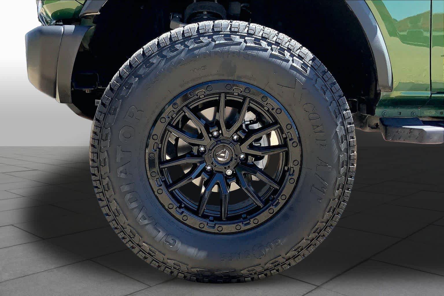 Used 2022 Ford Bronco Black Diamond AWD/4WD image 10