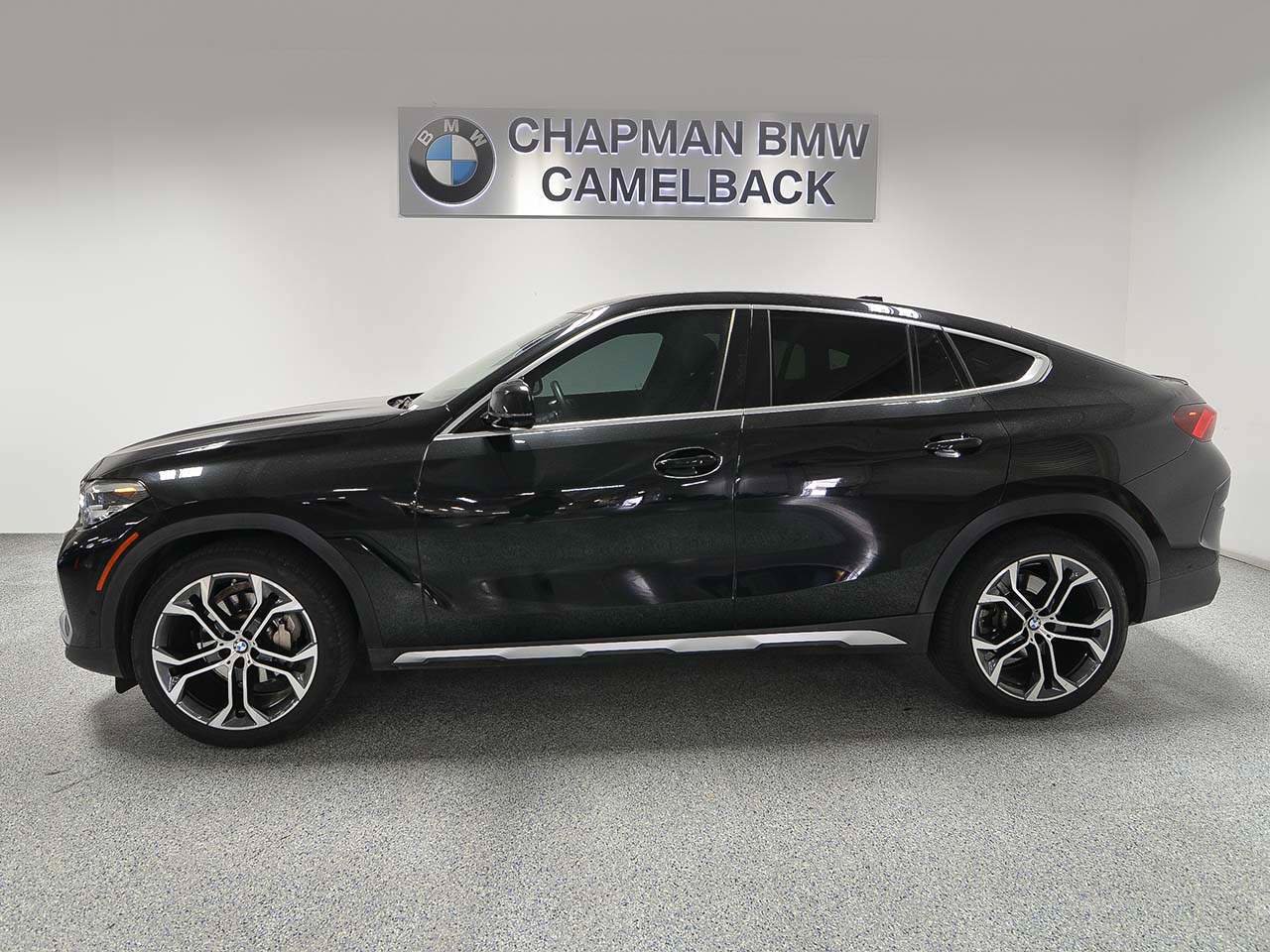 Certified 2023 BMW X6 xDrive40i w/ Premium Package AWD/4WD image 3