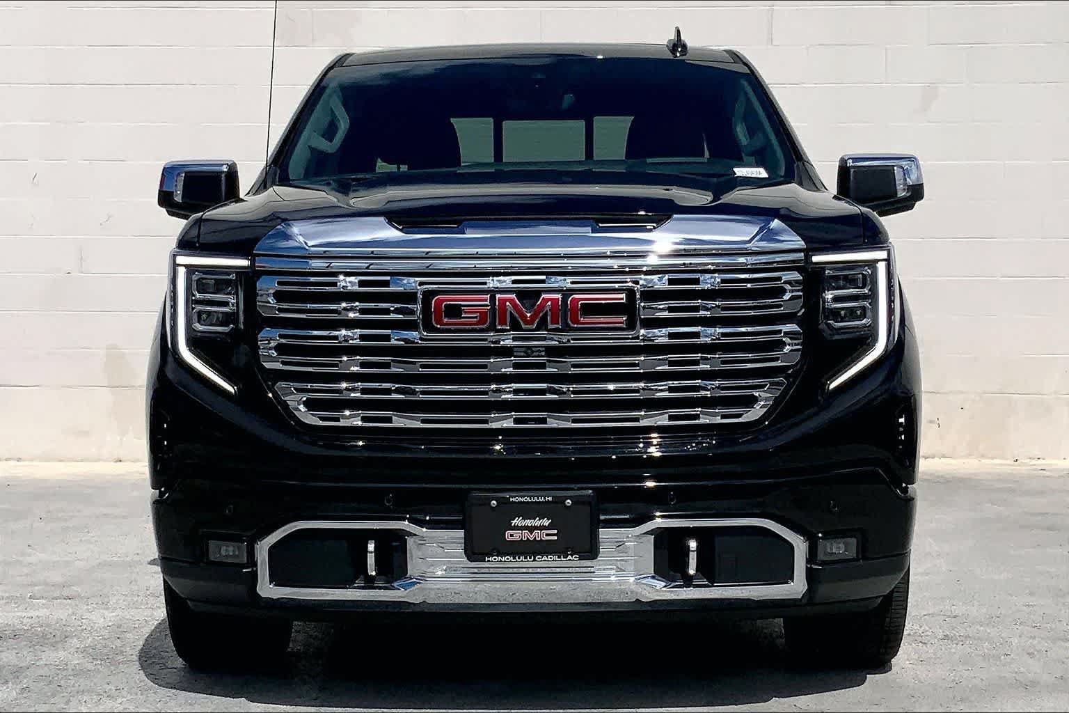 Used 2026 GMC Sierra 1500 Denali w/ Technology Package AWD/4WD image 6