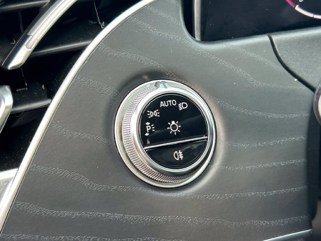 Used 2024 Mercedes-Benz E 350 4MATIC Sedan image 29