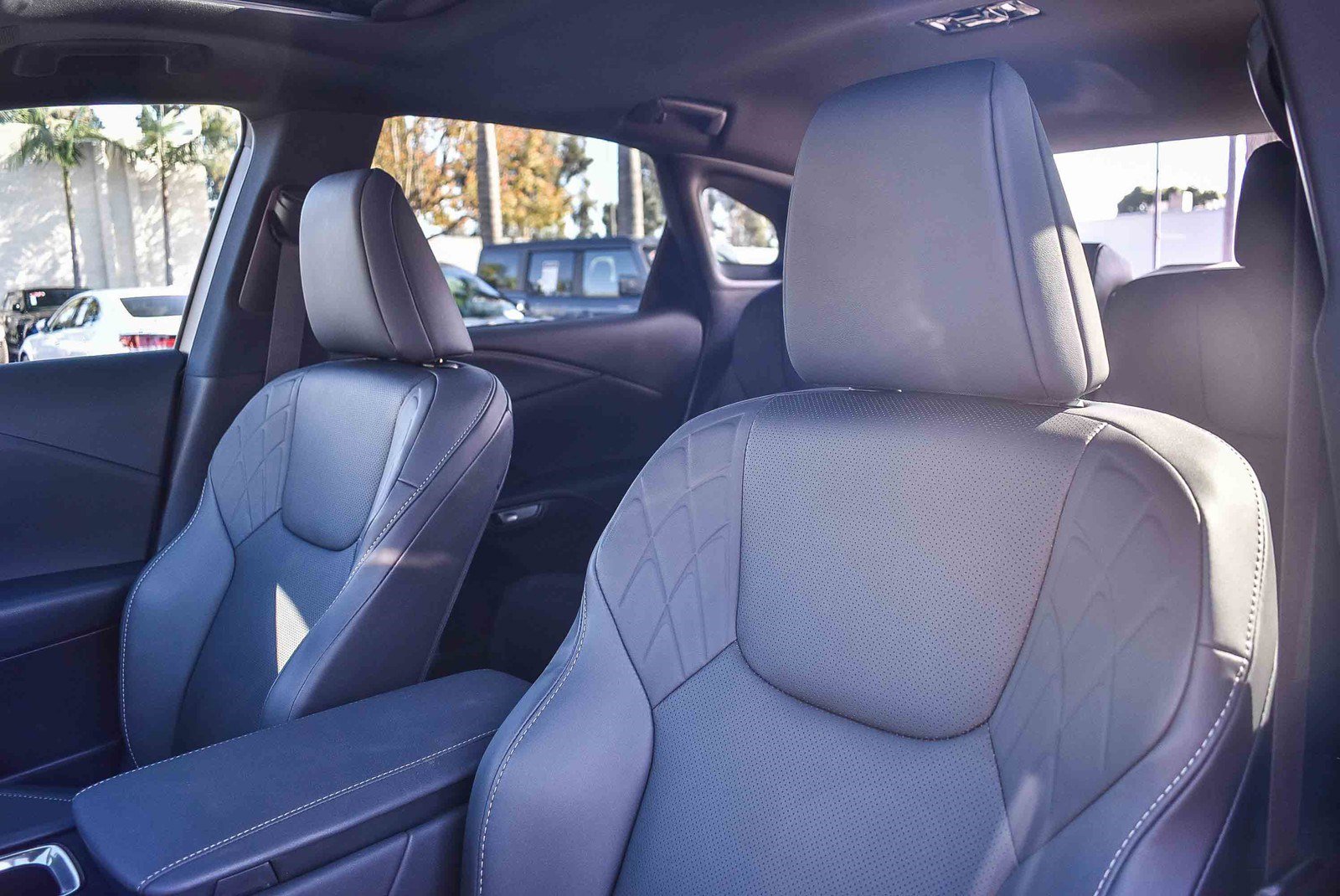 Used 2025 Lexus RX 350h image 25