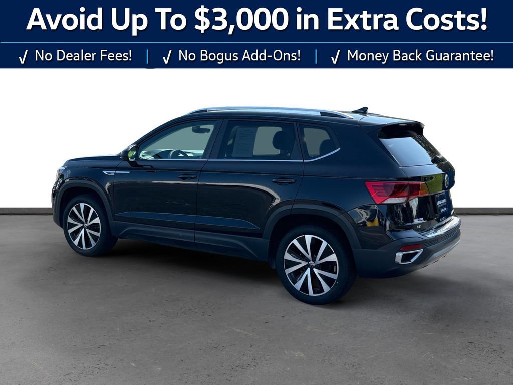 Used 2023 Volkswagen Taos SE FWD image 4