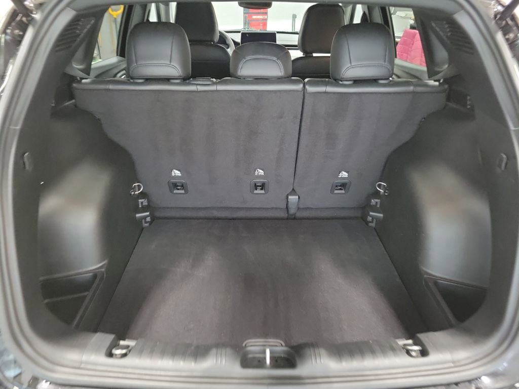 Used 2023 Jeep Compass Latitude AWD/4WD image 13