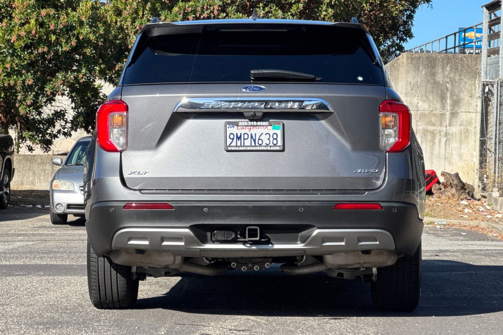 Certified 2024 Ford Explorer XLT w/ Equipment Group 202A AWD/4WD image 7