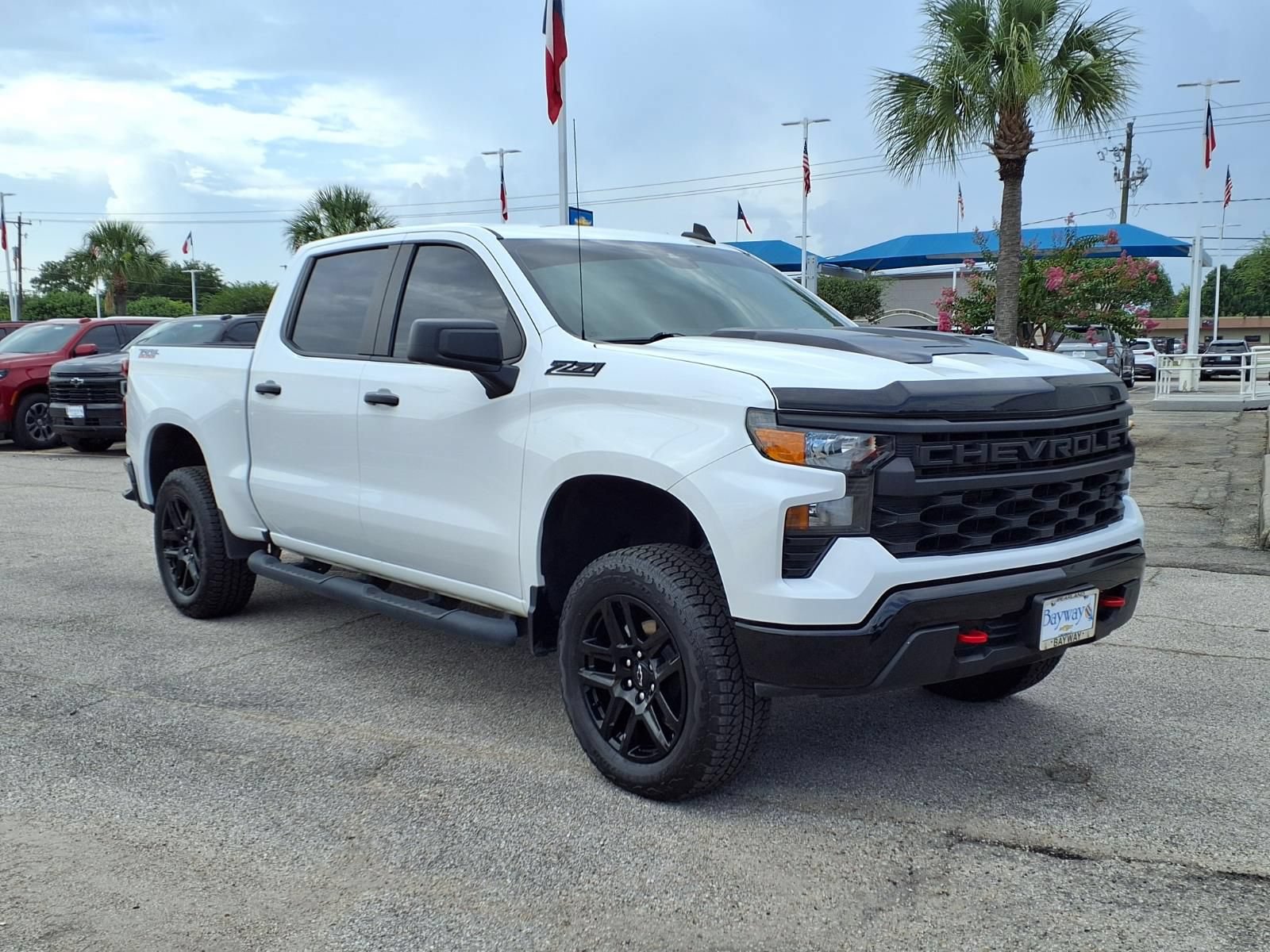 Used 2024 Chevrolet Silverado 1500 Custom Trail Boss w/ LPO, Dark Essentials Package AWD/4WD image 20