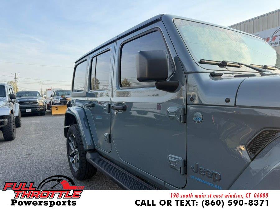 Used 2024 Jeep Wrangler Unlimited w/ Convenience Group image 2