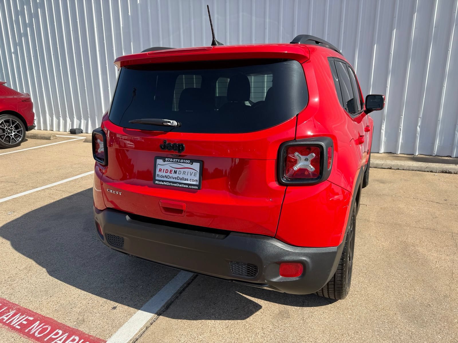 Used 2018 Jeep Renegade Altitude w/ Popular Equipment Group FWD image 6