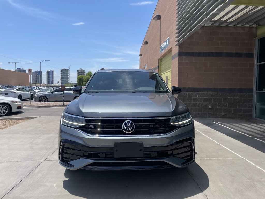Used 2023 Volkswagen Tiguan SE R-Line image 7