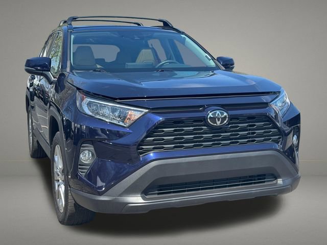 Used 2020 Toyota RAV4 XLE Premium image 8