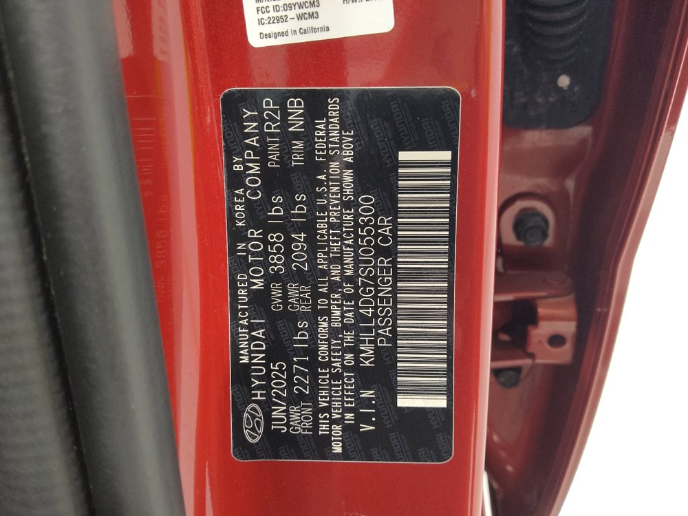 Used 2025 Hyundai Elantra SE FWD image 33