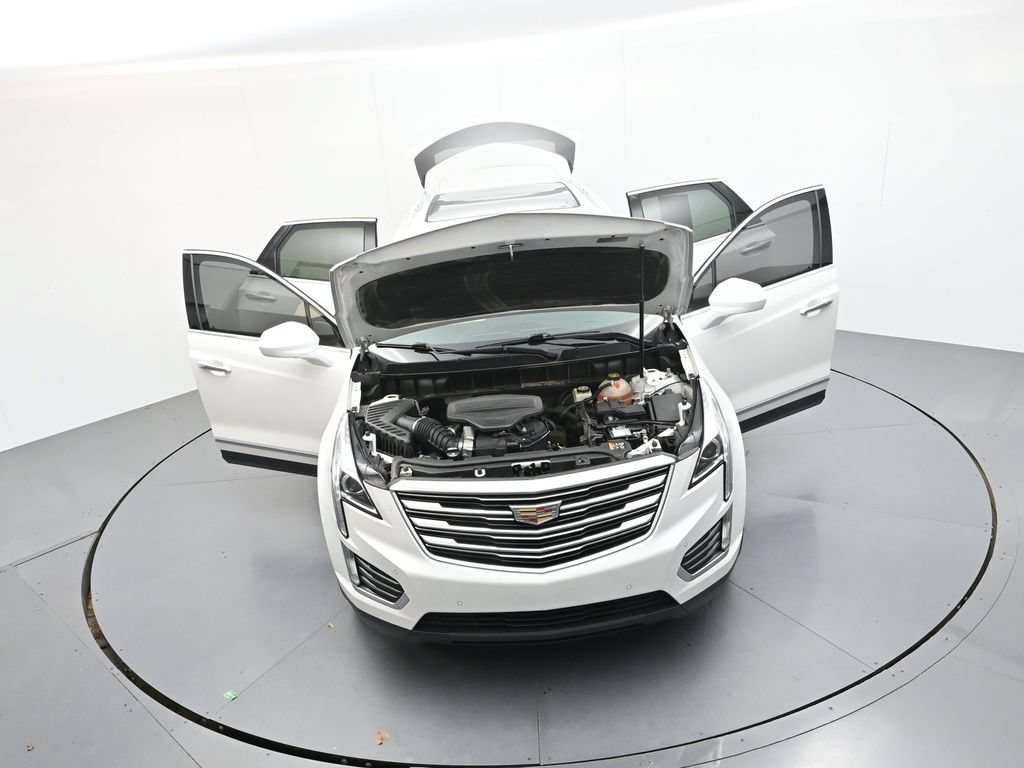 Used 2017 Cadillac XT5 Luxury w/ Driver Awareness Package FWD image 33
