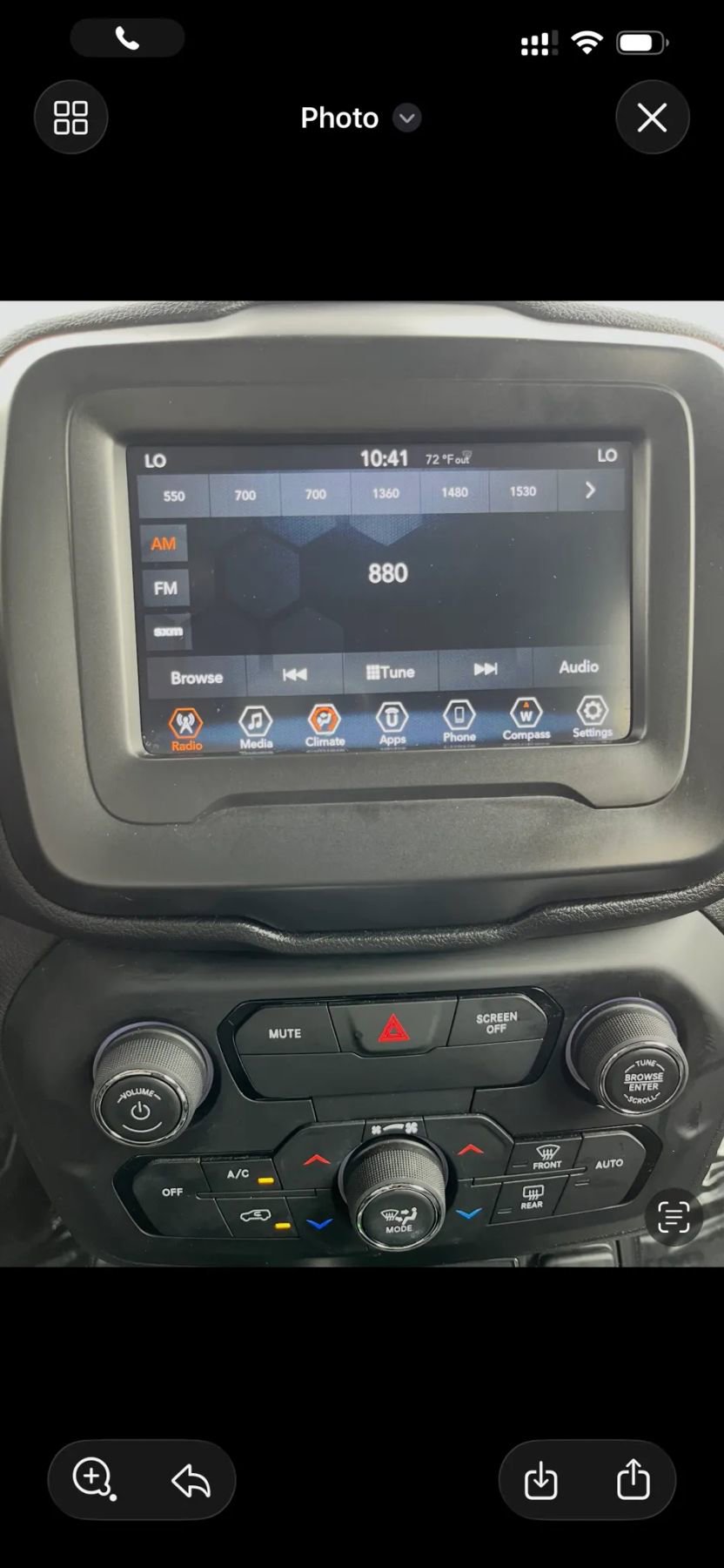 Used 2019 Jeep Renegade Altitude w/ Quick Order Package 2XM AWD/4WD image 16