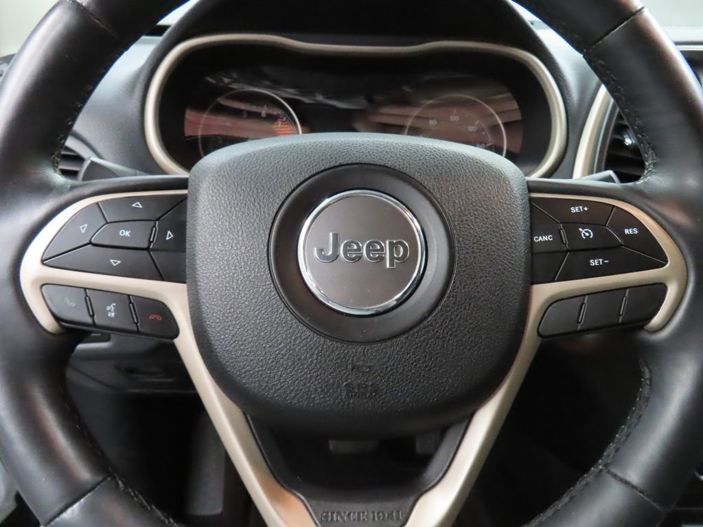 Used 2018 Jeep Cherokee Limited w/ High Altitude Package image 49