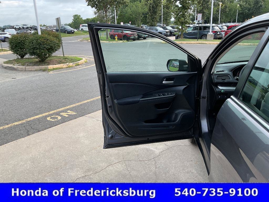 Used 2016 Honda CR-V LX image 15