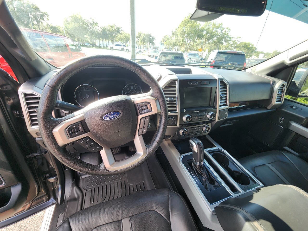 Used 2015 Ford F150 Platinum w/ Max Trailer Tow Package image 19