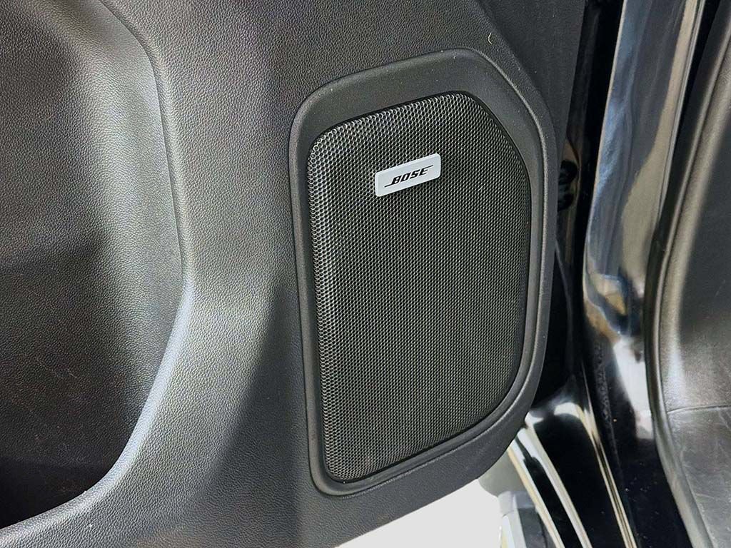 Used 2020 Chevrolet Silverado 1500 High Country w/ Technology Package AWD/4WD image 46