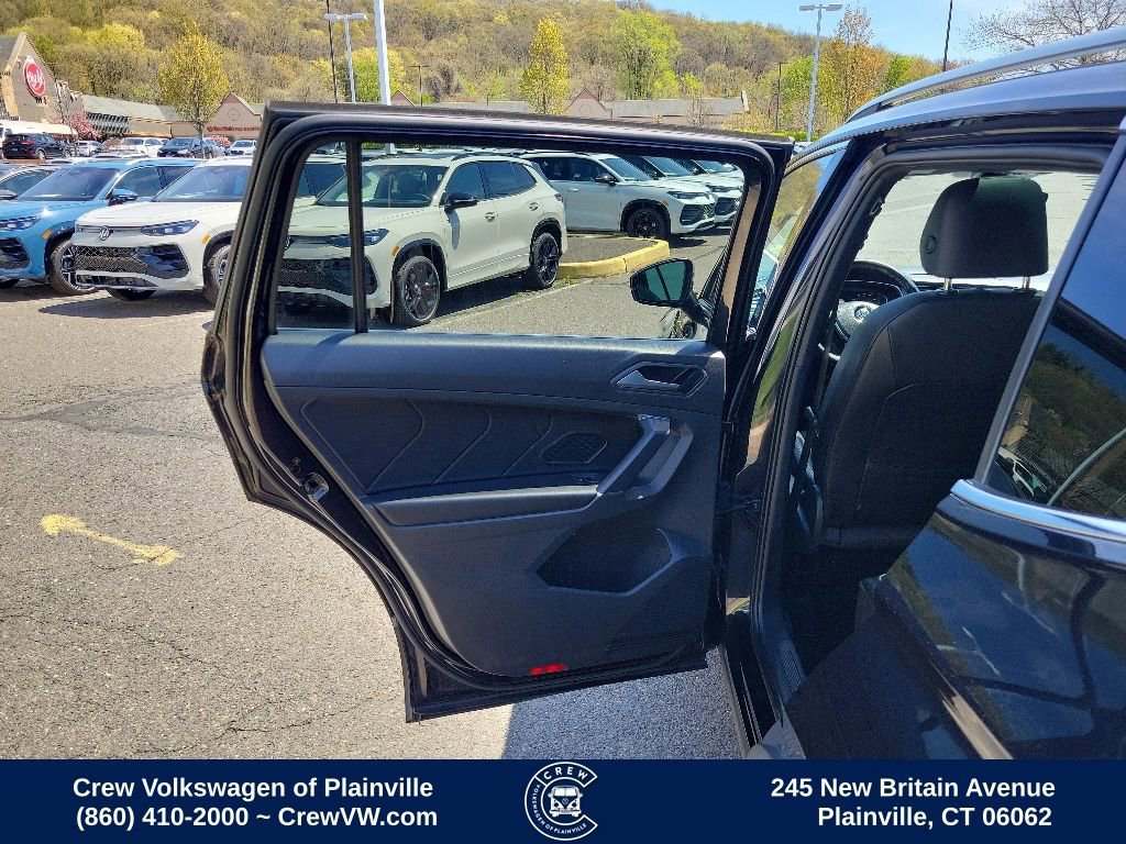 Used 2020 Volkswagen Tiguan SEL Premium R-Line w/ 3rd Row Seat Package AWD/4WD image 50