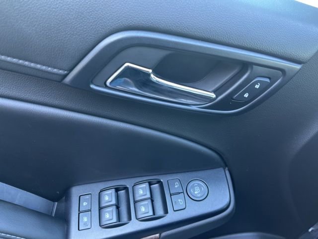 Used 2018 Chevrolet Suburban LT image 22