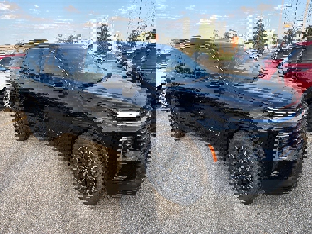 New 2026 Chevrolet Traverse LT w/ Sun and Wheel Package video 1