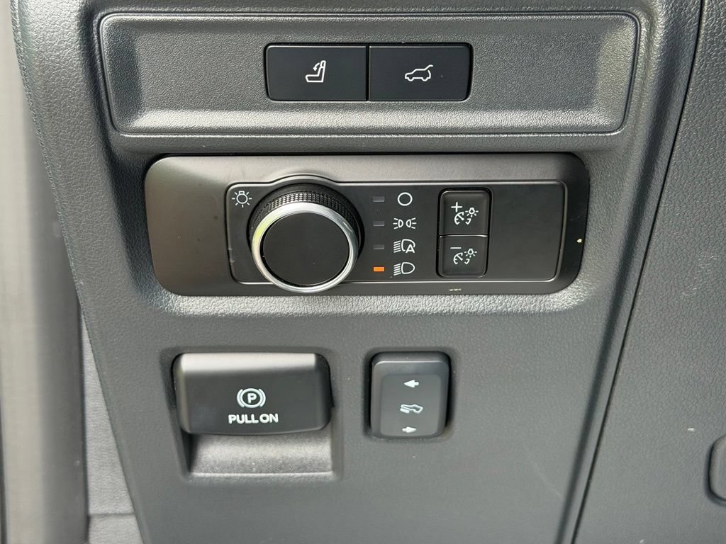 Certified 2024 Ford Expedition XLT AWD/4WD image 14
