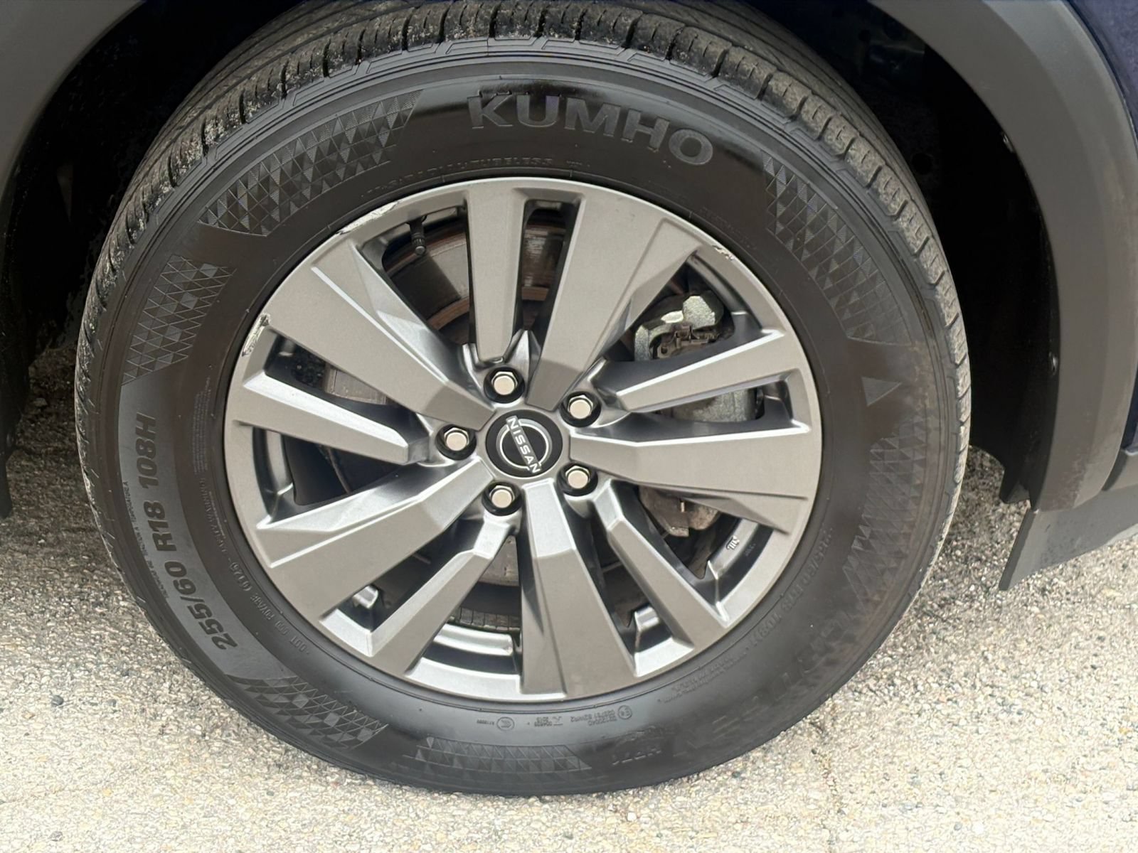 Used 2025 Nissan Pathfinder SV AWD/4WD image 22