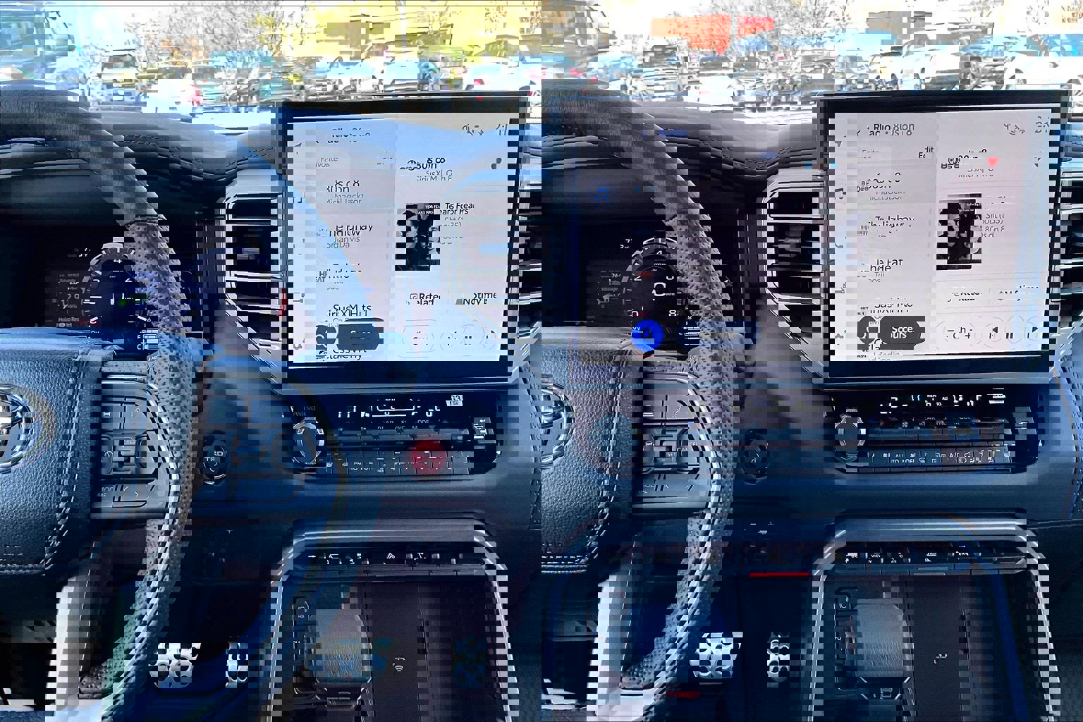 Used 2026 Toyota Sequoia Platinum image 6