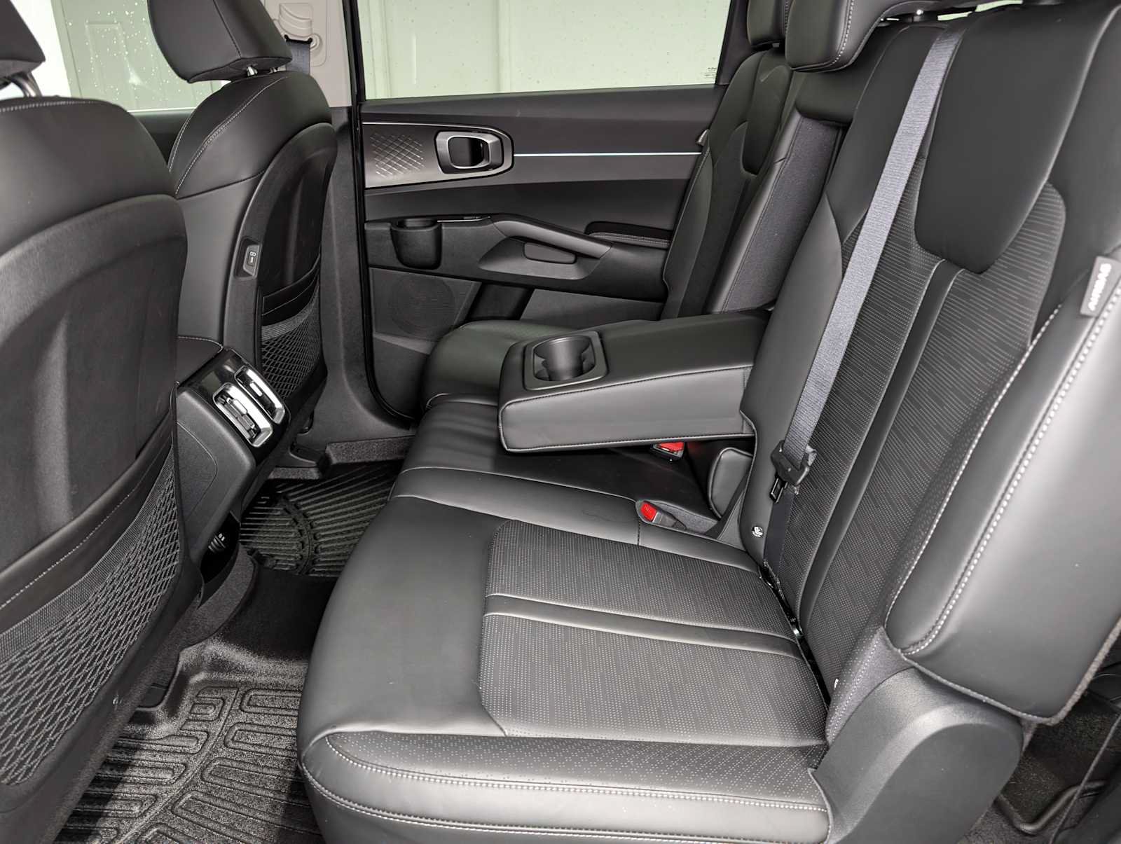 Certified 2026 Kia Sorento EX AWD/4WD image 22