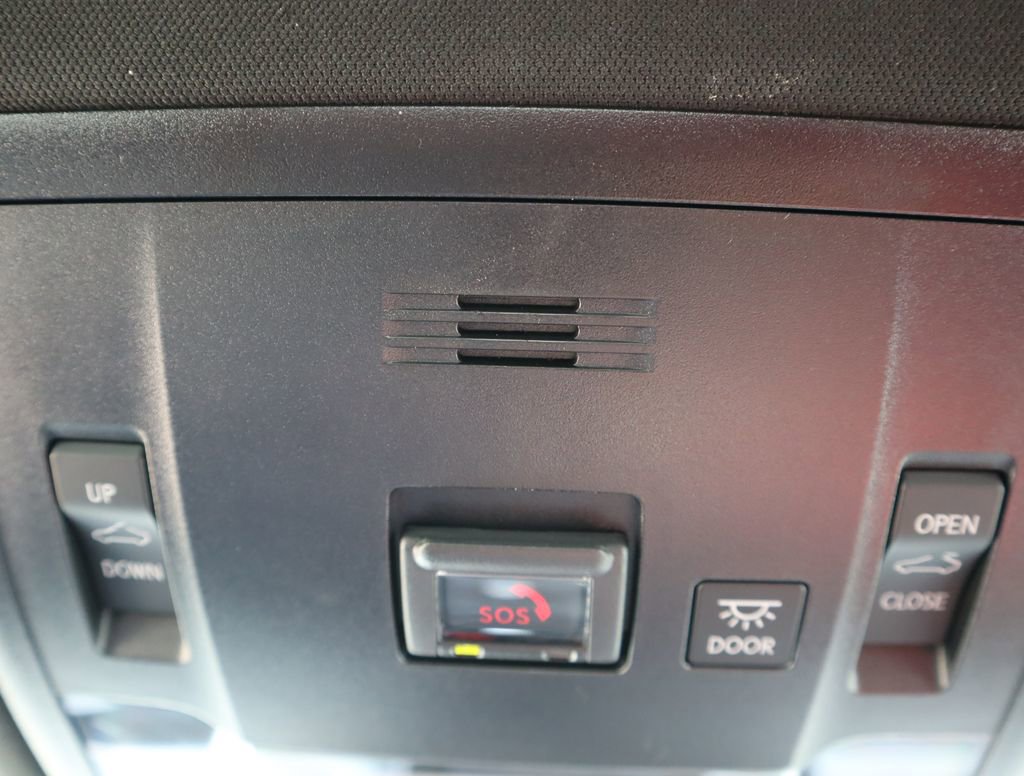 Used 2024 Lexus IS 300 F Sport image 25
