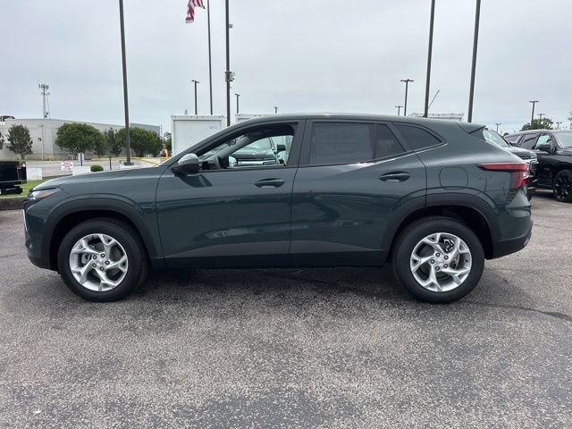 New 2026 Chevrolet Trax LS w/ LS Convenience Package FWD image 6